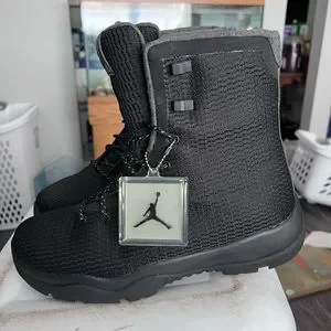 Jordan | Shoes | Selling Jordan Future Boots Size 1 Going  display picture 1